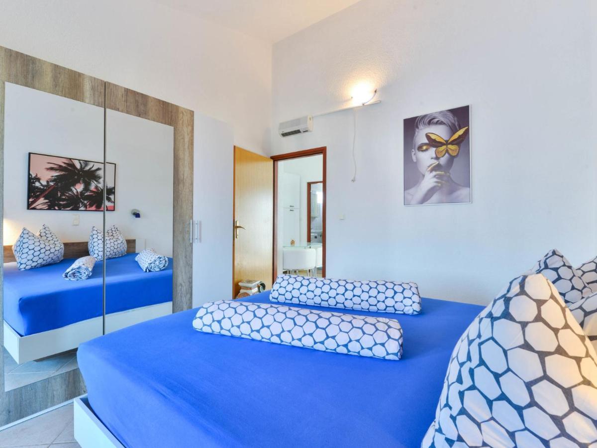 Apartment Jadran - NIN121 Bagian luar foto