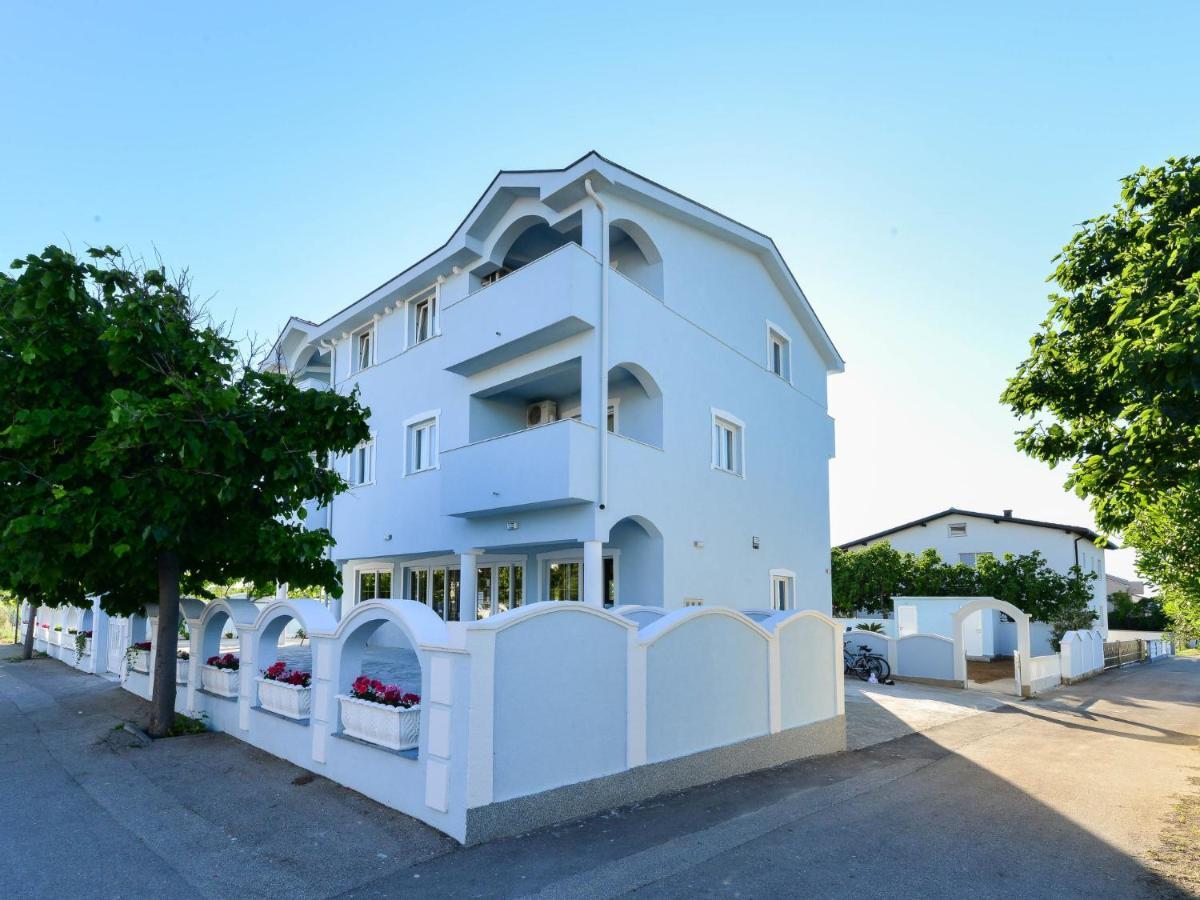 Apartment Jadran - NIN121 Bagian luar foto